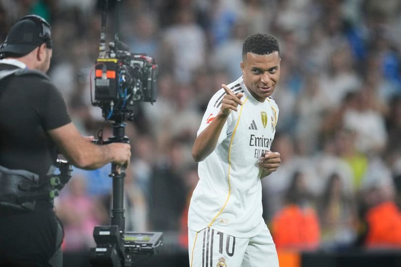 Apakah Kylian Mbappe Sudah Jadi Pengganti Cristiano Ronaldo di Real Madrid?